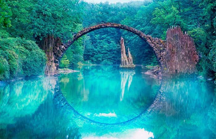 Devil's Bridge