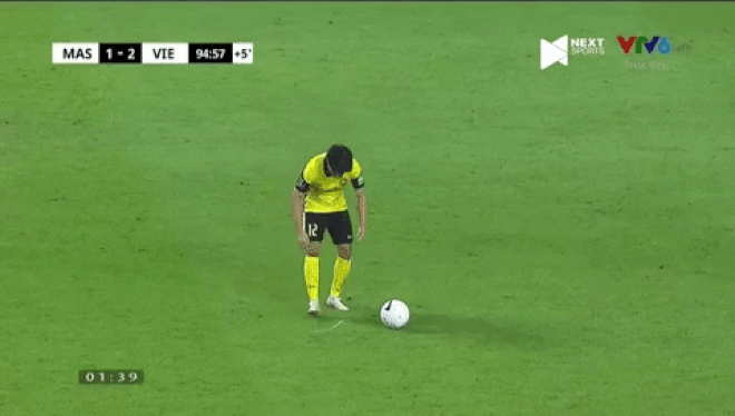 Malaysian player caught cheating by scooping up "white powder" from the ground, lifting it a few centimeters.