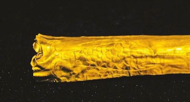 It turns out there are special reasons behind the theory of gold absorbing water.
