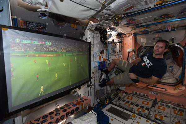 The unique position of the astronaut watching the Euro 2020 match