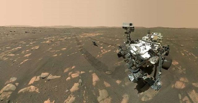 Perseverance rover takes a selfie with Ingenuity helicopter