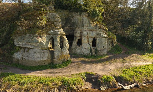 The sandstone house of King Eardwulf.