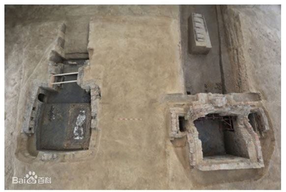 Two graves found in the dilapidated tomb.
