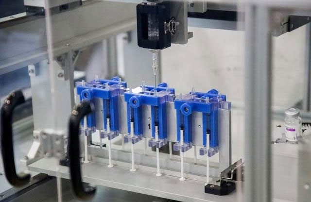 AutoVacc vaccine extraction machine developed in Thailand
