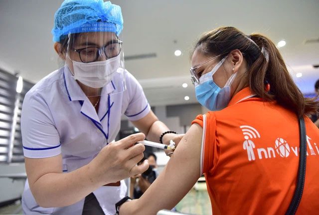 tiem vaccine covid 19