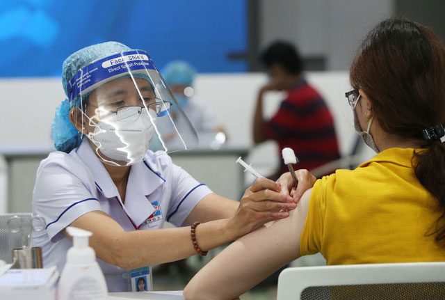 Accurate screening before Covid-19 vaccination is necessary to avoid missing eligible individuals.