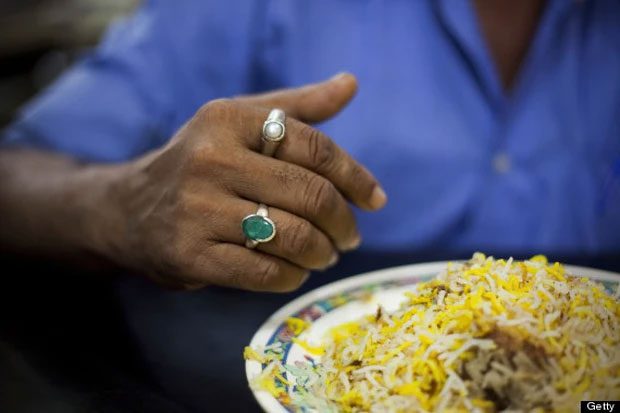 Eat Only with Your Right Hand