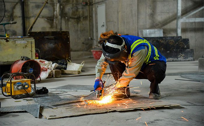 Workers are busy working to complete the schedule soon