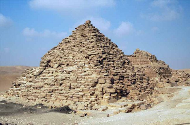 Ruins of Memphis & the Giza to Dahshur Pyramid Complex - Egypt