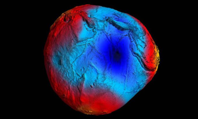 Map showing areas of weak (green) and strong (red) gravity on Earth.