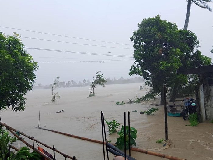 Initial images from the Philippines where Typhoon Trami passed.