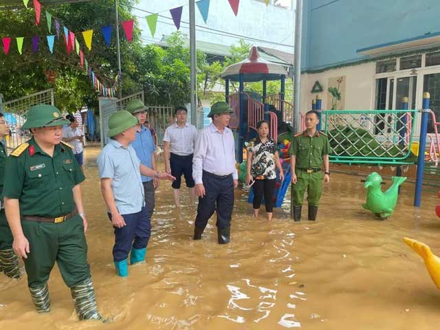 On-site inspection at the Cao Bang City Kindergarten.