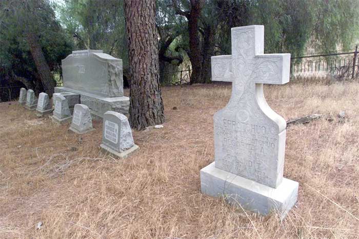 Memorial stone for the 7 families who lost their lives in the disaster.