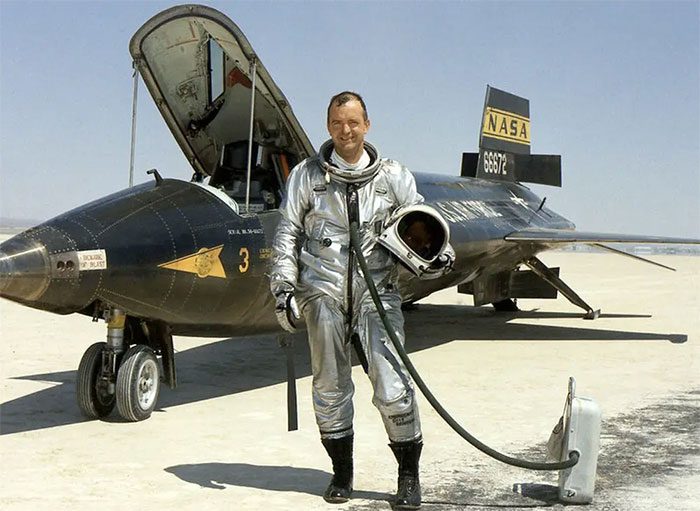 Bill Dana, a civilian X-15 pilot who received the American Astronaut Badge in 2005.