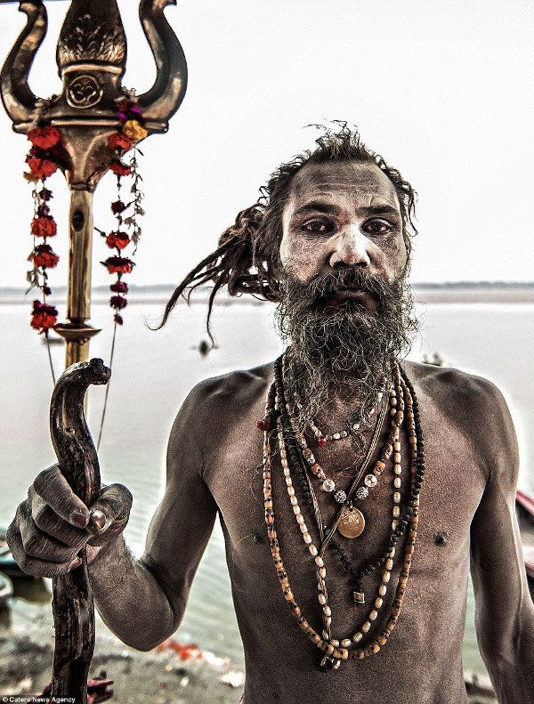 The Aghori also smear ashes from cremated bodies on their skin.