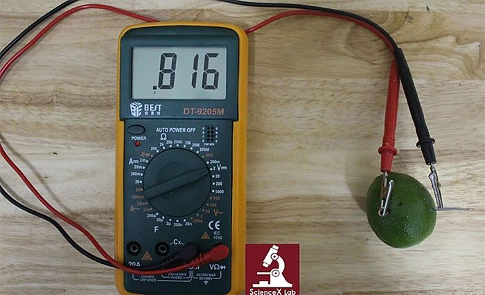 Measure electricity from the lemon battery