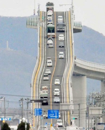 Only brave drivers dare to cross the steepest bridge in the world