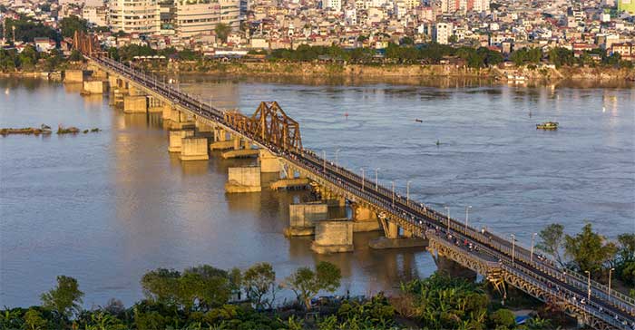 Long Bien Bridge