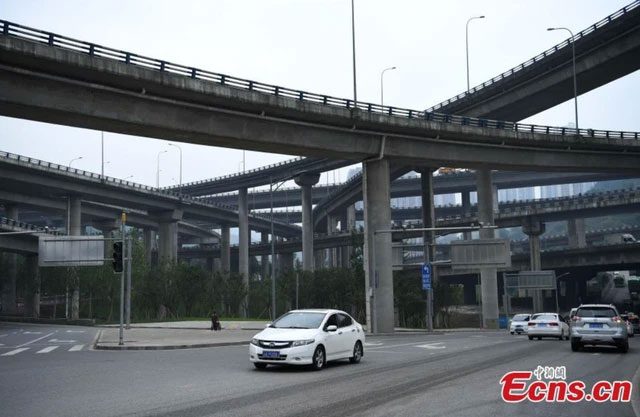 Aerial view of the Huangjuewan overpass interchange