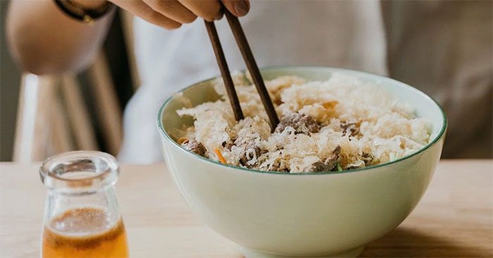 A diet with only 60% of basic caloric intake significantly increases lifespan.