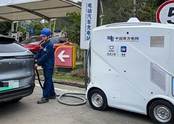 china launches ultra silent mobile charging station for electric vehicles that can move freely without human control 137595