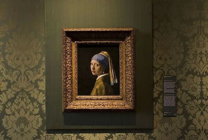 The painting "Girl with a Pearl Earring."