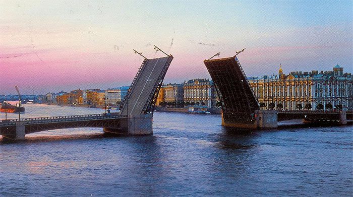 The phenomenon of bright nights in Russia