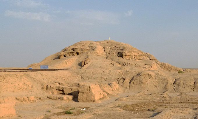 The White Temple, a ziggurat in the ancient city of Uruk from the Sumerian civilization.