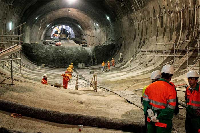 Gantas Tunnel is the longest tunnel in North Africa