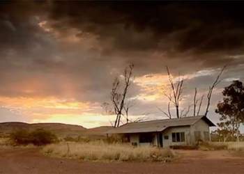 ghost town in australia where snake bites can be fatal 100234