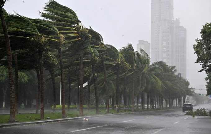 Strong winds in Haikou, Hainan Province on September 6.