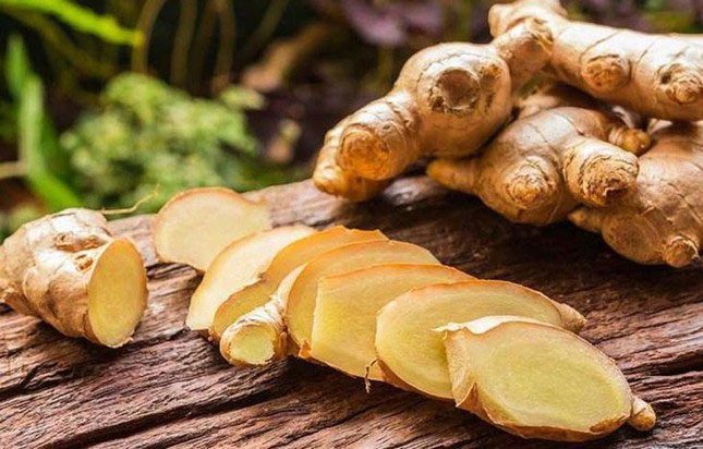 Ginger helps reduce inflammation and inhibit acid production, soothing the stomach lining.