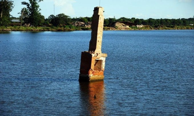 Peigneur Lake is now the largest lake in Louisiana.