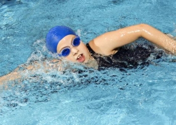 how to swim correctly using technique using method 73326