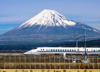 japan develops crewed submarine 136706