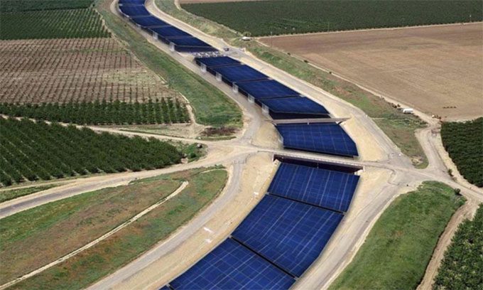 Simulation of a canal after installing solar panels in California.