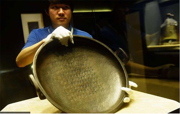 An antique collector bought the Xie Jia tray, nearly 3,000 years old, for over 27 million USD.