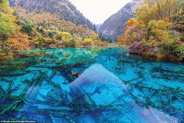 Jiuzhaigou Valley