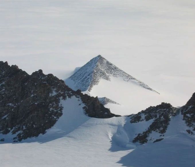 The peak of the mountain in Antarctica has sparked debates, mistakenly identified as a pyramid.