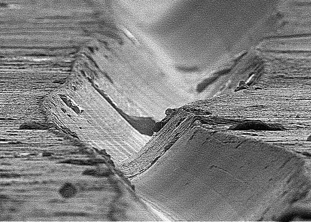 Vinyl magnified 1000 times