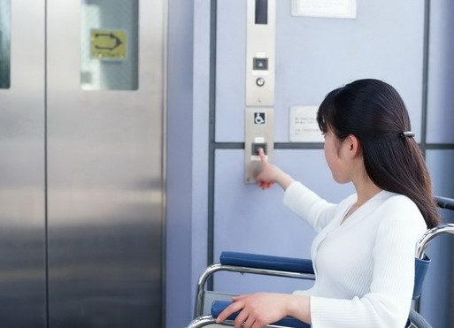 Installing mirrors in elevators is beneficial for those with reduced mobility.