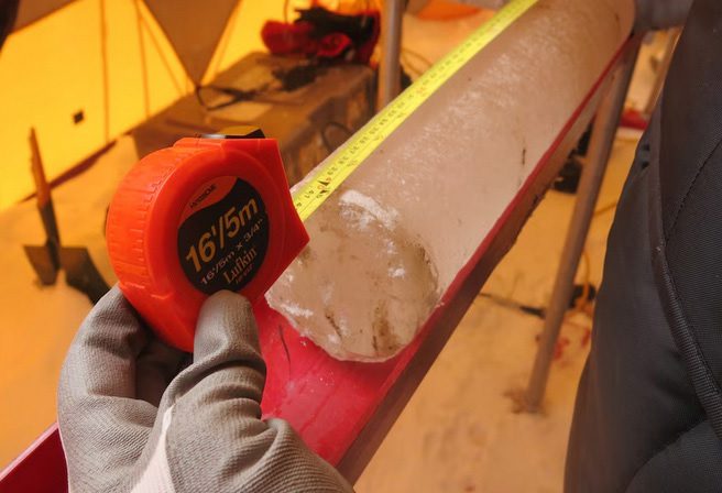 Ice core extracted by scientists from the Tibetan Plateau (China).