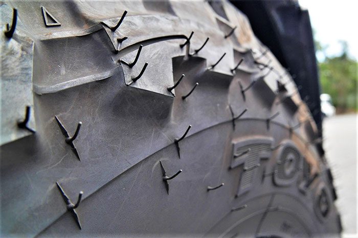 The bristles formed during the tire manufacturing process.