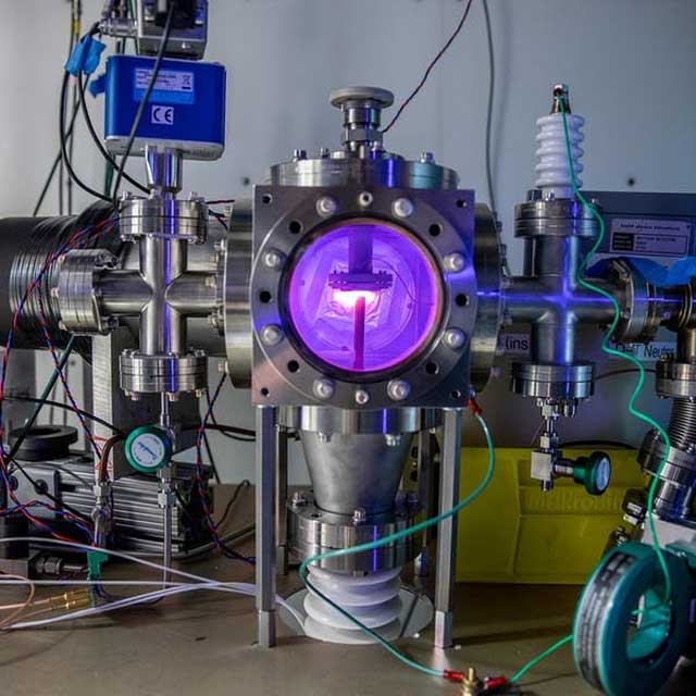 A hydrogen plasma experiment at the Berkeley National Laboratory, USA