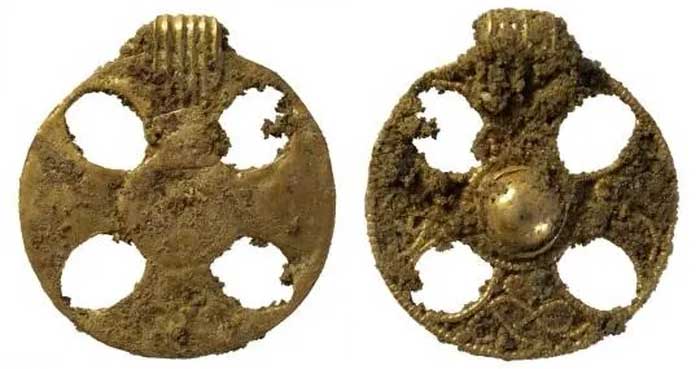 Another Anglo-Saxon pendant