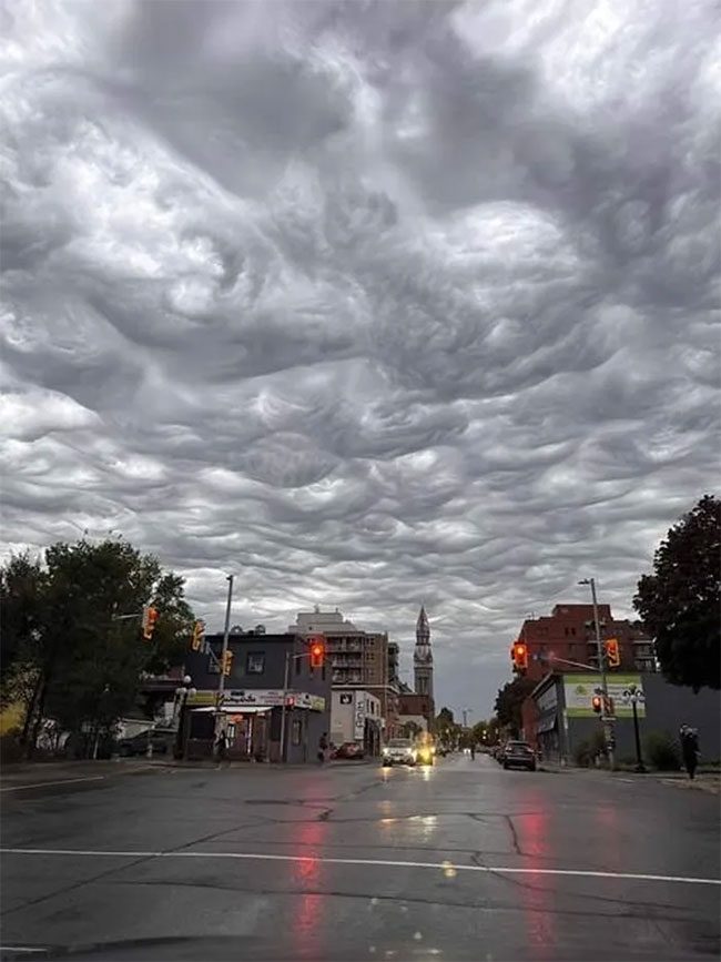 The sky looks very unusual in Ottawa, Canada.