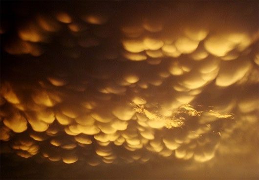 Mammatus Clouds are signs of severe thunderstorms accompanied by lightning during warm weather months.