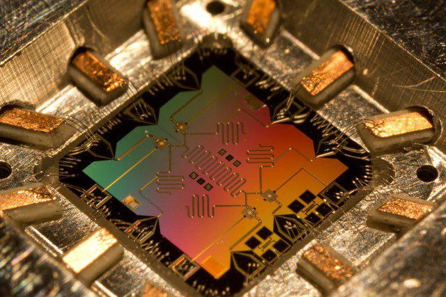 6 applications that change the world of quantum computing technology