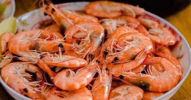 Those with a cough should limit eating shrimp.