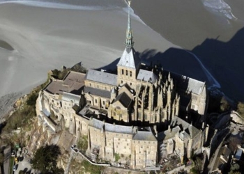 mont saint michel france 67265